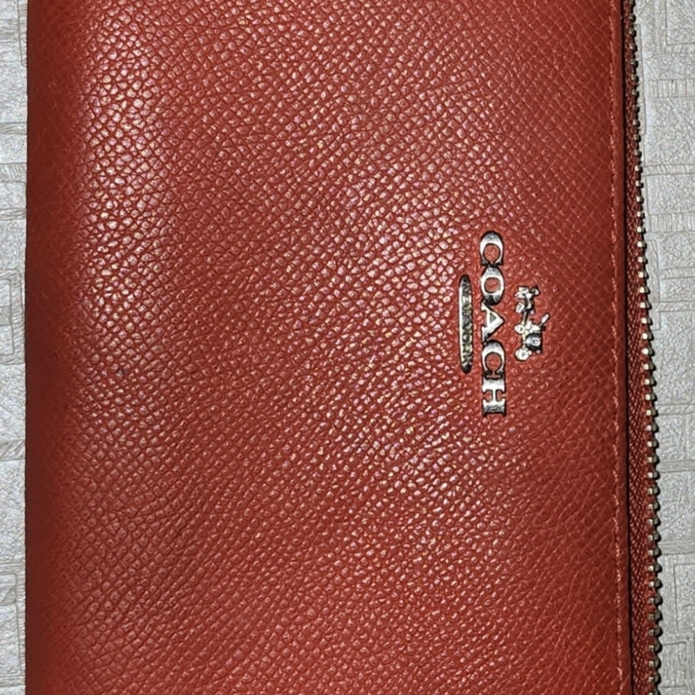Coach Coral Leather Zip Wallet